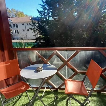Le Petit Park-Studio-Terrasse- Piscine-Wifi Fibre Lägenhet Pau Exteriör bild